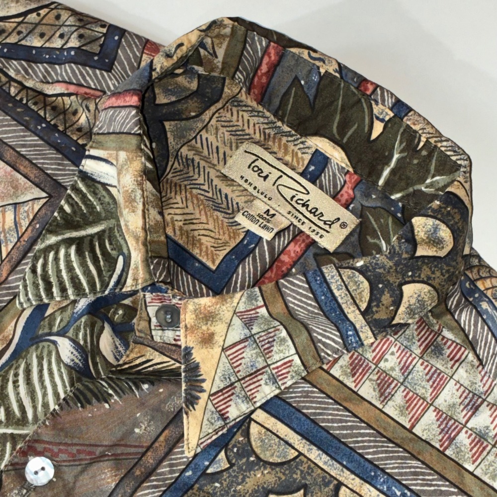 Tori Richard Hawaiian Shirt Mens M Cotton Lawn Tropical Floral Short Sleeve